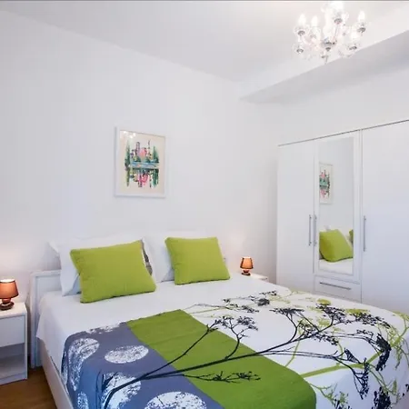 Karlo In Stinjan Appartement *