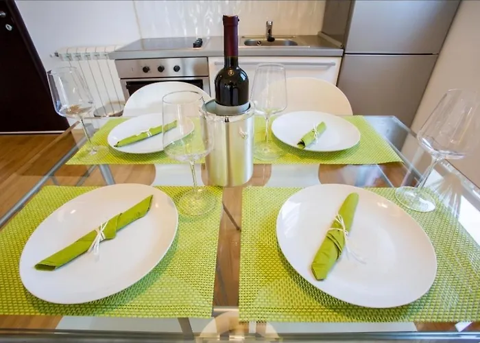 Karlo In Stinjan Pula